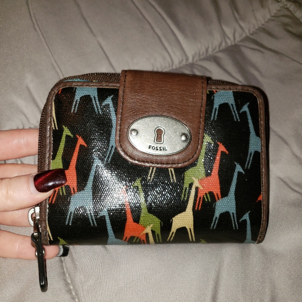Fossil giraffe wallet 🦒